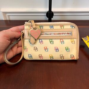 Vintage Y2K Dooney & Bourke Wristlet Wallet